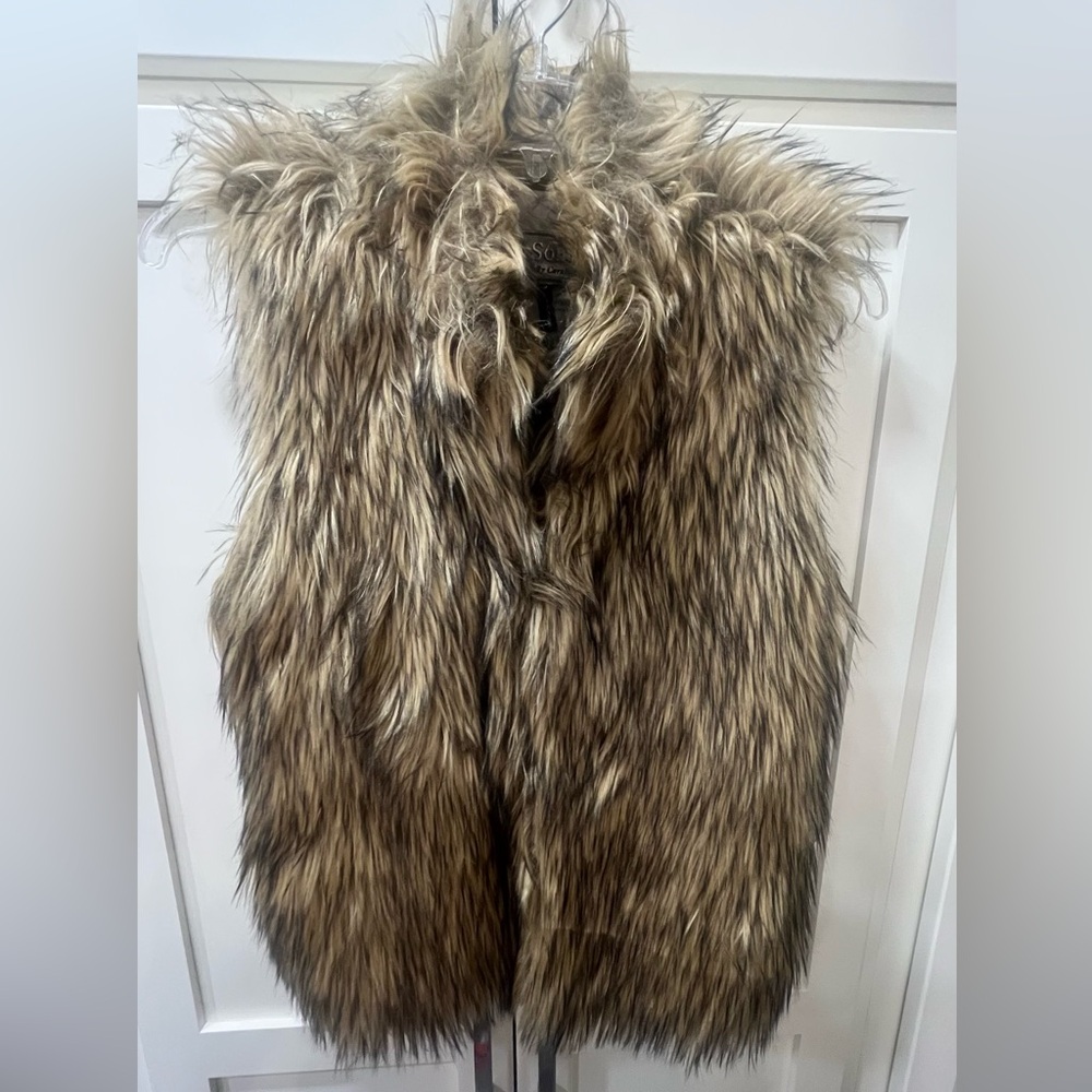 Ci Sono Faux Fur Vest in Brown and Black